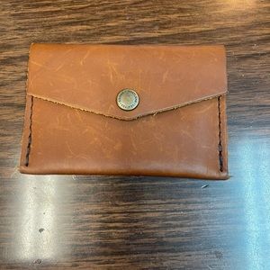 Portland leather honey envelope EUC